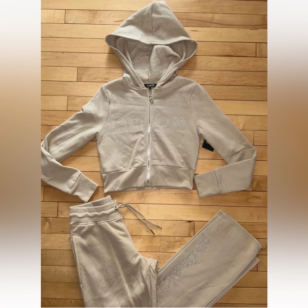 NEW! NWT BEBE Bling Rhinestone Logo Hoodie & Pants Tracksuit Set Beige Size S